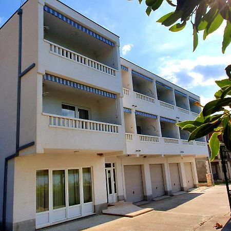 Villa Dvor Apartments Omiš Exteriér fotografie