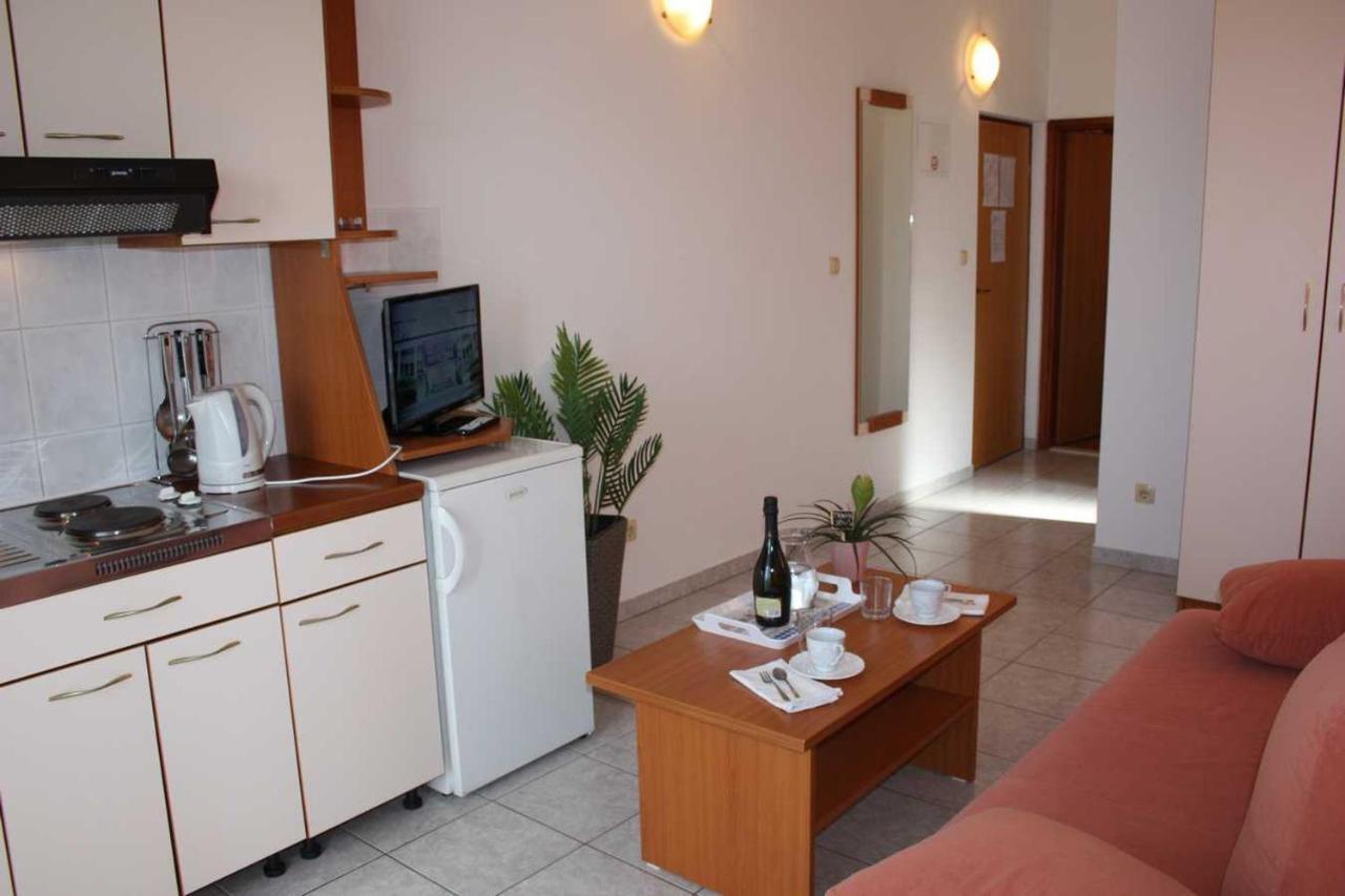 Villa Dvor Apartments Omiš Exteriér fotografie
