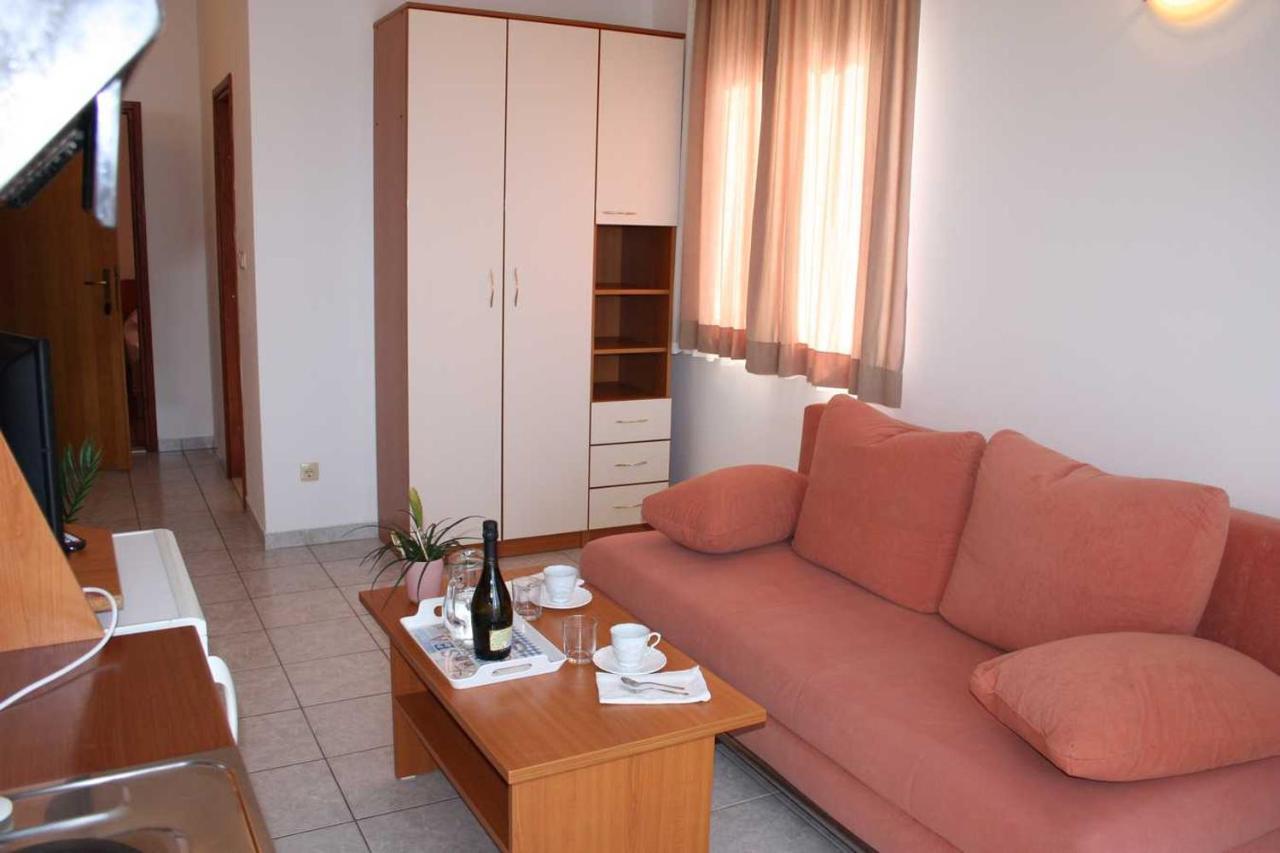 Villa Dvor Apartments Omiš Exteriér fotografie