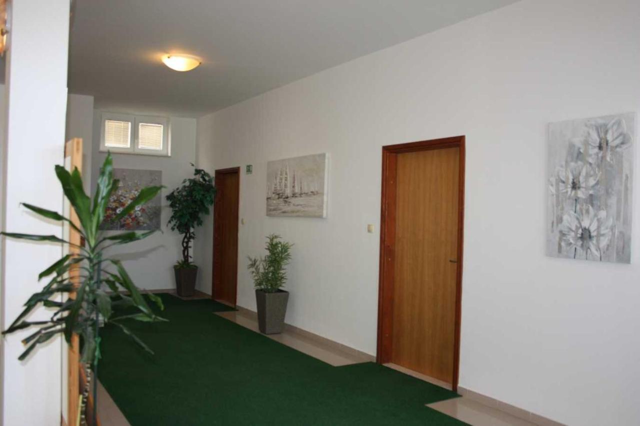 Villa Dvor Apartments Omiš Exteriér fotografie