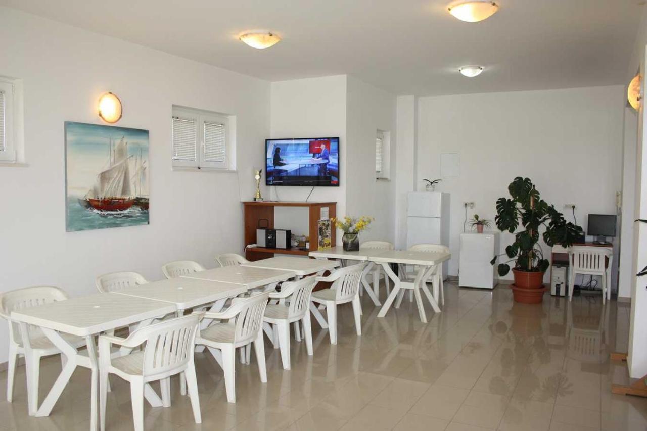 Villa Dvor Apartments Omiš Exteriér fotografie