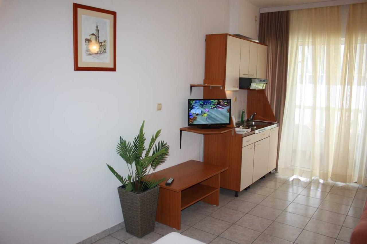 Villa Dvor Apartments Omiš Exteriér fotografie